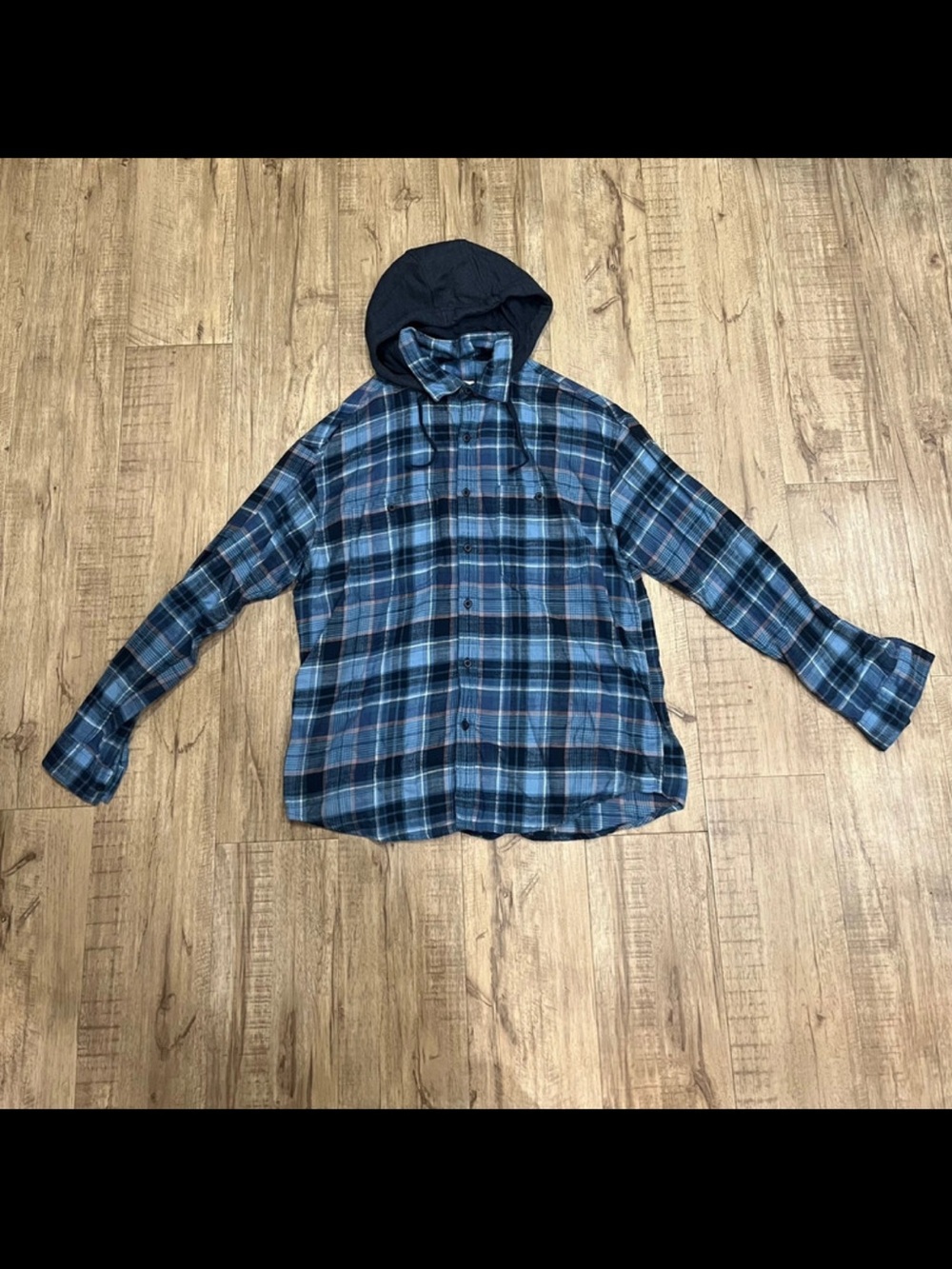 American Eagle Hooded Flannel Shirt – Men’s Large